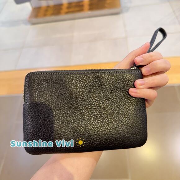 NWT Coach Corner Zip Wristlet Rivets Gunmetal/Black Multi Pebble Leather CCJ75 - Picture 3 of 4